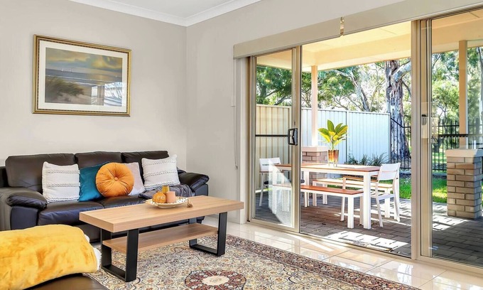 West Beach Casa | Opie Grove Parkside Calm near West Beach and Trails
