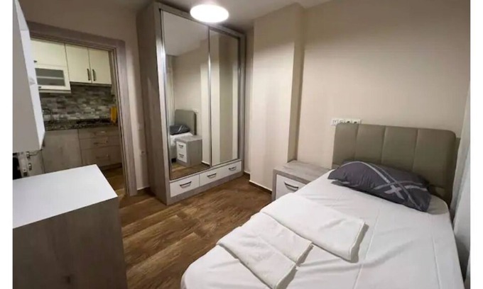 Kultur Mahallesi Apartamento | Opposite Erala shopping center, in the center, 3 km from the sea. (7)