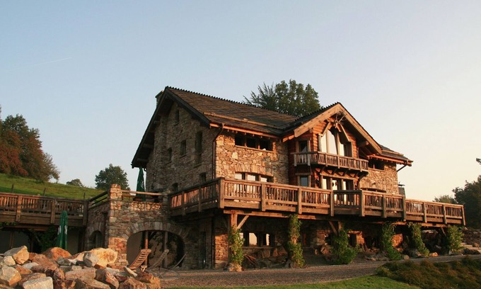 Bellevaux Casa | Casa de vacaciones con encanto con piscina privada y sauna en Waimes