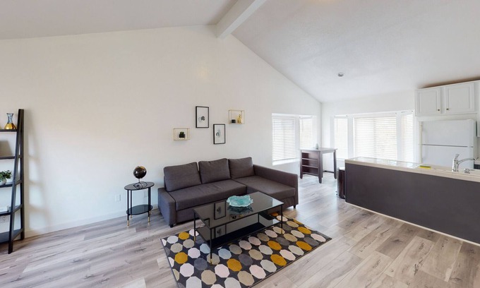 North Tustin Casa | Opuluxe Disneyland Getaway Unit 2
