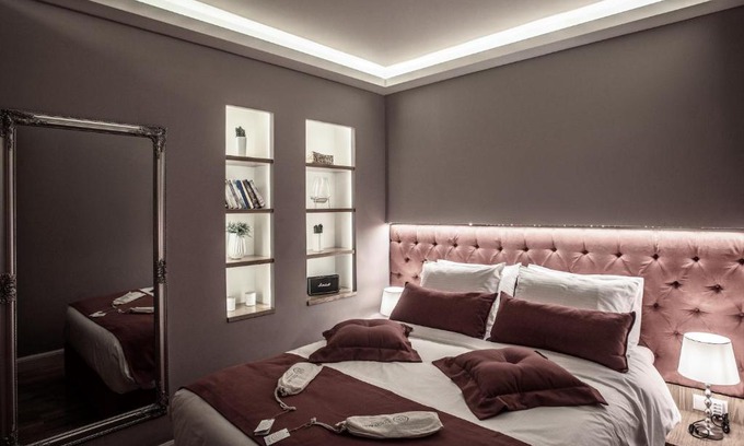 Old Town Apartamento | Opus 5 Luxury Apartment in Liston Corfu
