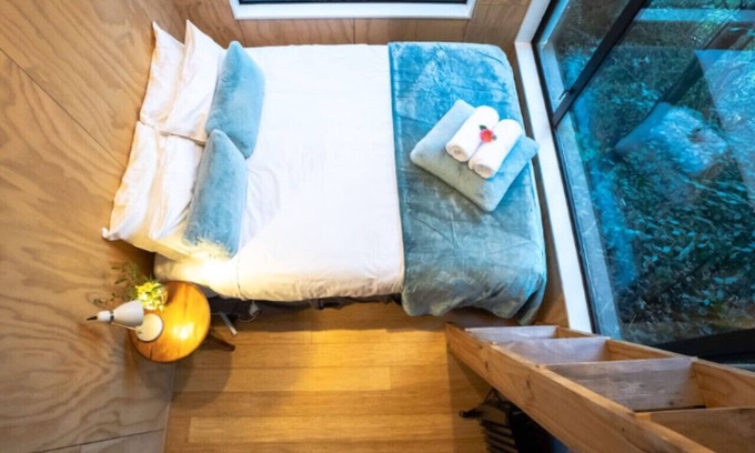 Sunshine Bay Casa | Ora° Retreat Tui Cabin Cozy Forest Escape
