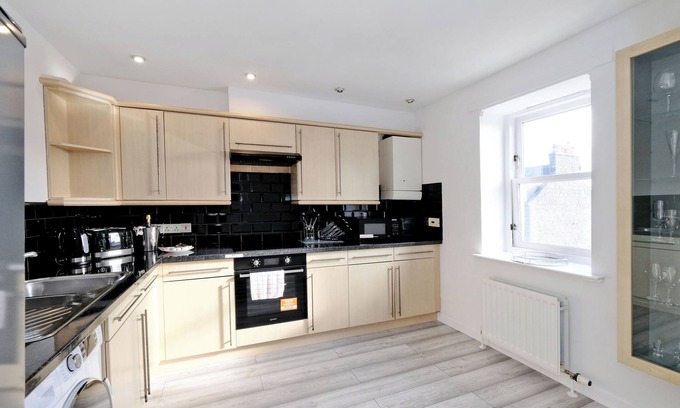 Central Aberdeen Apartamento | Orange Apartments - Belgrave Mansions
