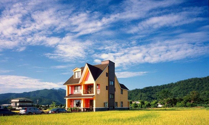 Dongshan Casa | Orange Castle