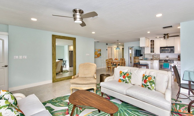 Naples Park Casa | Orangina Vacation Rental