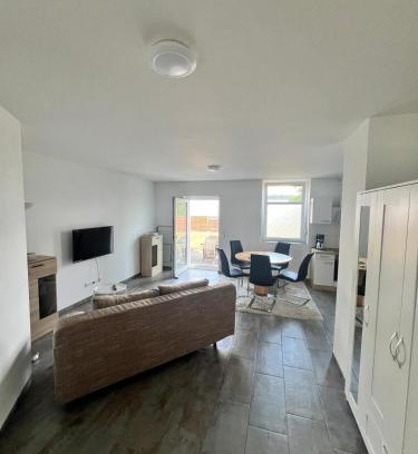 Oberhavel Apartamento | Oranienburg Unterkunft max 5P mit Garten