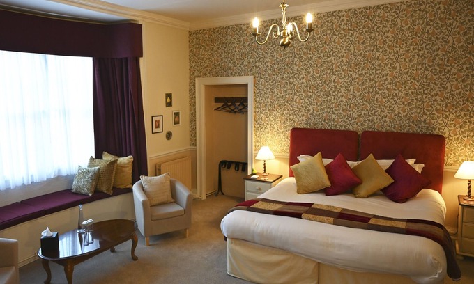 Knaresborough Casa | Orchard Club - Newton House
