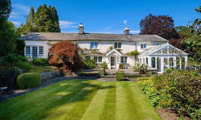Ambleside Cabaña | ORCHARD COTTAGE, pet friendly, luxury holiday cottage in Hawkshead