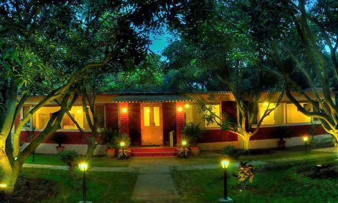 Pushkar Complejo | Orchard Hills Resorts