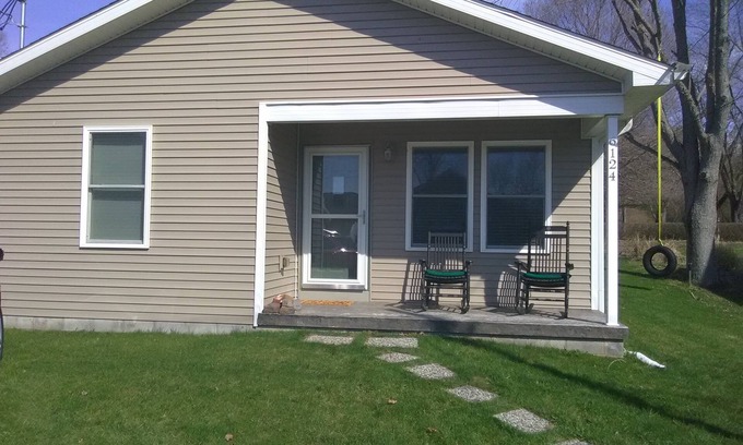 Manitou Beach-Devils Lake Casa | Orchard Lane en Round Lake.