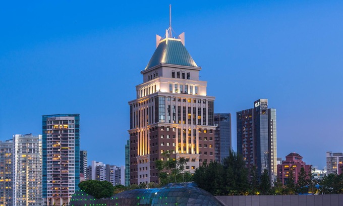 Orchard Hotel | Orchard Parksuites