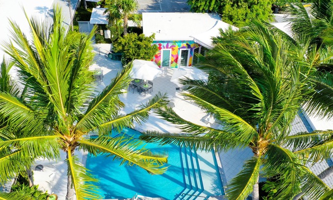 Old Town Hotel | Orchid Key Inn - Adults Only