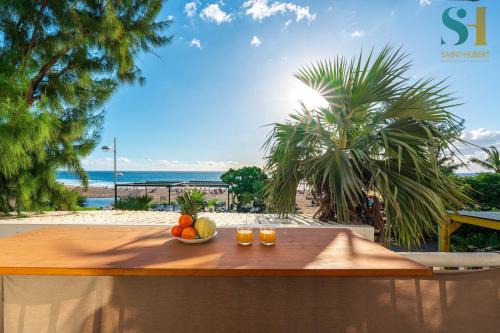 Boucan Canot Apartamento | ORCHIDEA, La Plage de Boucan Canot à vos pieds !