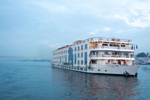 Nile River Luxor Alquiler De Eote | Orient Grand Rose Nile Cruise - Every Saturday from Luxor for 07 & 04 Nights - Every Wednesday From Aswan for 03 Nights
