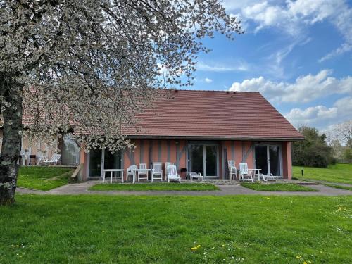 Geraudot Casa | Orient Village