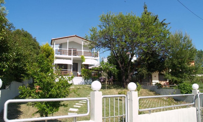 Agia Paraskevi Casa | ORIONAS