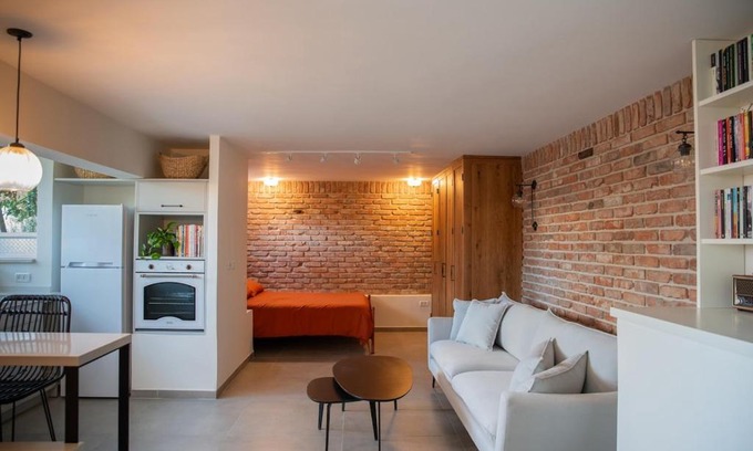 Haifa Apartamento | Orita moment of silence