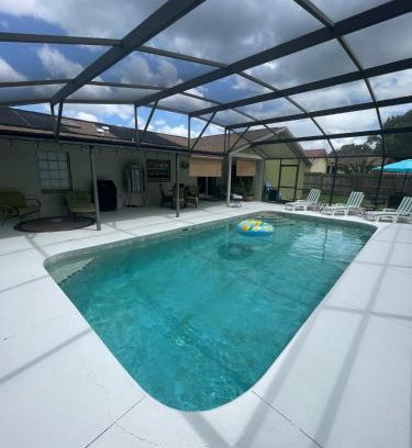 Deltona Lakes Casa | Orlando Theme Parks - Port & Cape Canaveral - Cocoa Beach - Daytona Beach