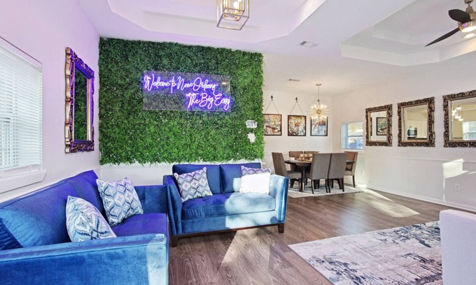Bayou St. John Casa | Orleans Ave. Oasis in the Big Easy with Selfie Wall