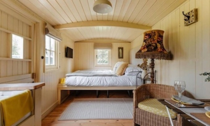 Great Yarmouth Chalet De Esquí | Ormesby Manor - Shepherd's hut Gamekeeper