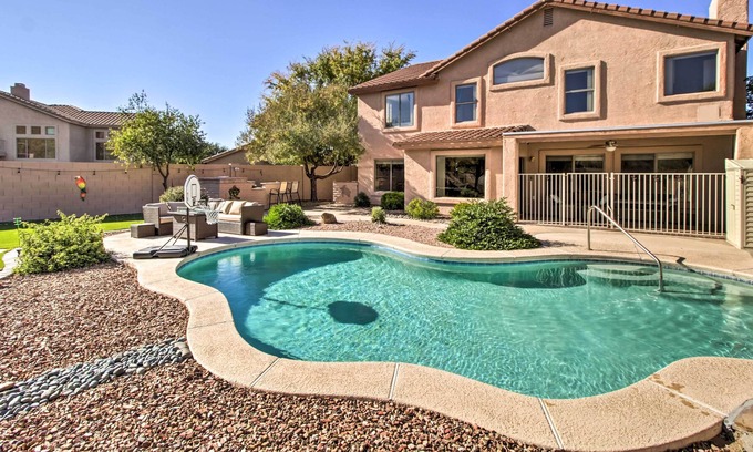 Rancho Vistoso Casa | Oro Valley Home w/ Putting Green & Grill