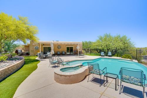 Oro Valley Casa | Oro Valley Retreat with Pool and Breathtaking Views!