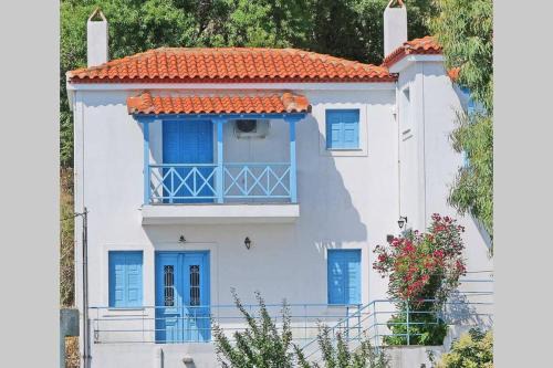 Alonissos Casa | ORPHEAS TRADITIONAL HOUSE