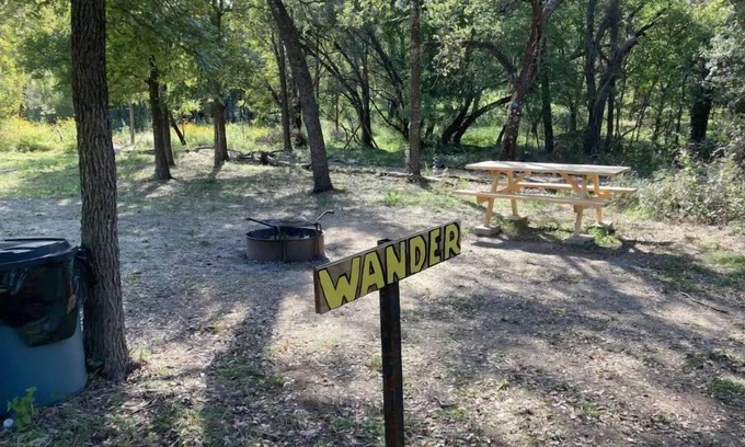 Marble Falls Alquiler De RV | Orrasis dry tent site, WANDER