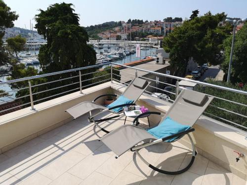Babin Kuk Apartamento | Orsan - Elegant apartment with private terrace