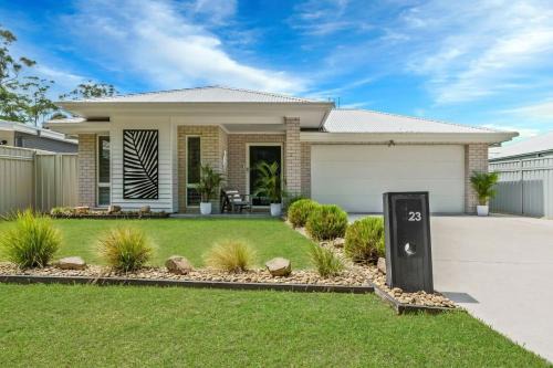 Broulee Casa | Oscar's Broulee Beach Luxury Coastal Living