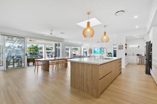 Banksia Beach Casa | Osprey Oasis