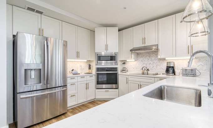 Four Mile Village Condominio | Osprey Pointe Elegance: Steps to Sandestin Beach with Luxury Amenities at Sandestin Golf and Beach Resort!