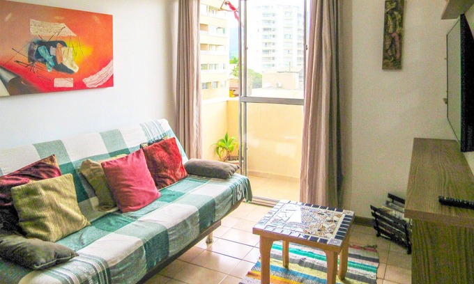 Jardim Aruan Apartamento | Ótimo Apto beira-mar c churrasq, Caraguatatuba/SP