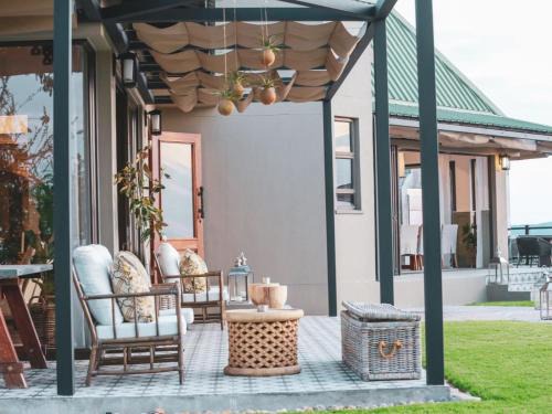 Otjiwarongo Cabina | Otjiwa Mountain Lodge