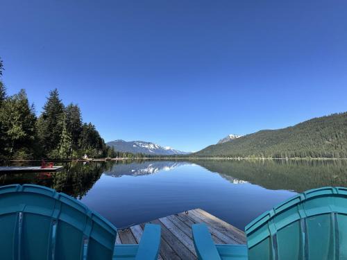Leavenworth Casa | Otter Chalet on Fish Lake by NW Comfy Cabins