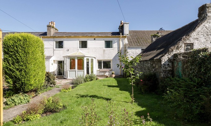Stranraer Cabaña | OTTERS HOLT, pet friendly, character holiday cottage in Stranraer