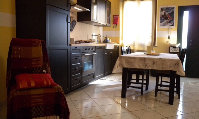 Cascina Apartamento | El jardín de Otto: apartamento de dos habitaciones.