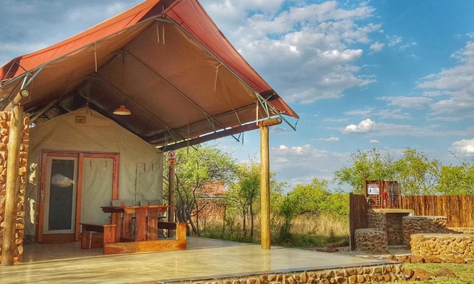 Hammanskraal Otro | OuKlip Game Lodge
