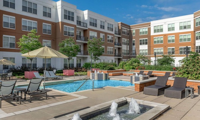Beachwood Apartamento | Our bright and airy apartment offers 1 bedroom, featuring a queen-size bed