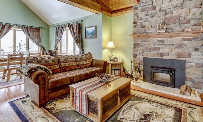 Delavan Lake Cabina | 🌲 Nuestra cabina está lista cuando estés listo🌲