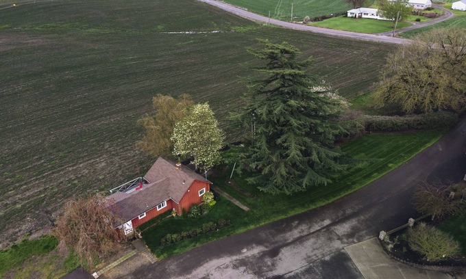 Saint Paul Cabaña | Nuestra casa de campo en Champoeg ubicado en St. Paul, oregon