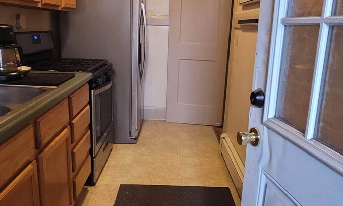 Hibbing Apartamento | Our cozy apartment is your home away from home.