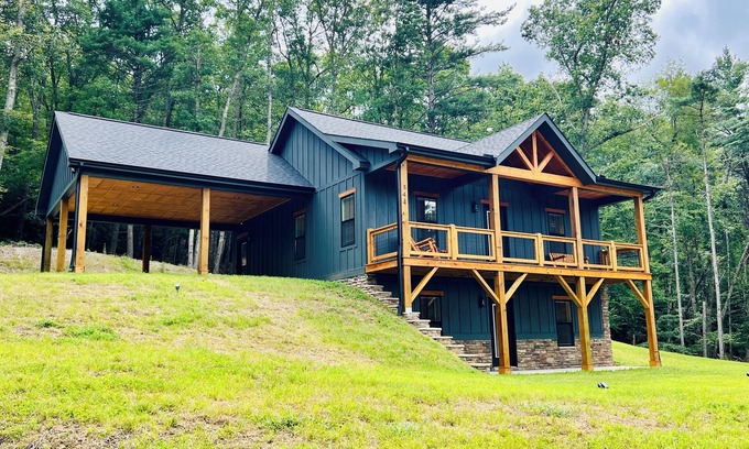 West Jefferson Casa | Our Cozy Escape - West Jefferson, NC