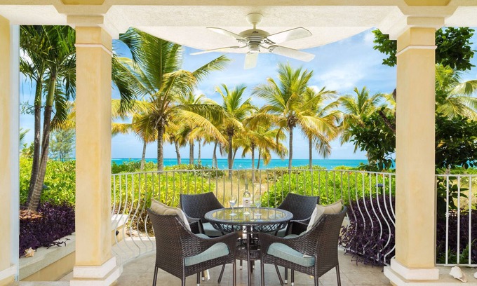 Grace Bay Complejo | Pasos al paraíso
