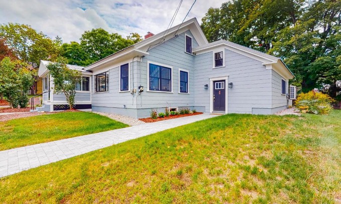 Bethel Casa | Our Home on a Hill