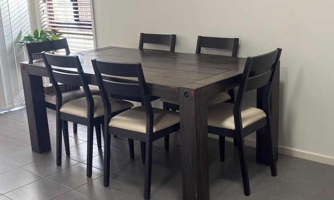 Griffin Casa | Our house is at the close end of the Griffin .