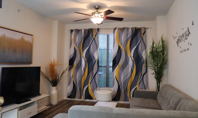 North Burnet Apartamento | Our kids friendly 1-bedroom with WiFi, fitness room in fantastic domain, Austin