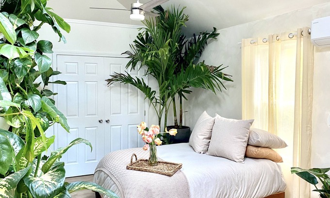Memphis Casa | our living house. a small space dedicated to rest.
