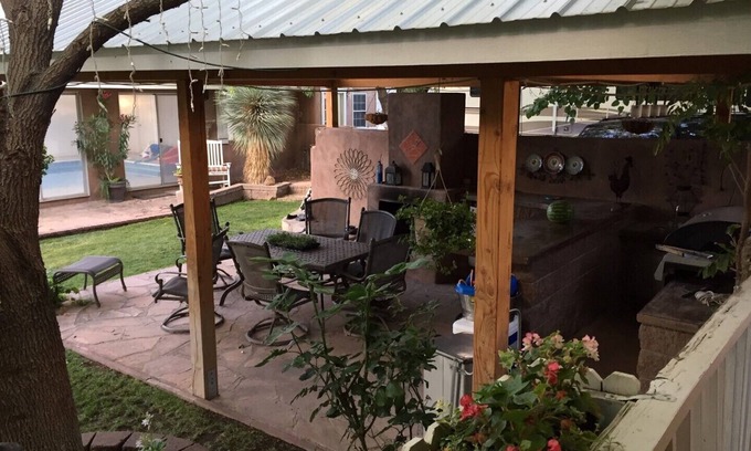 Rio Rancho Casa | Nuestro oasis en el desierto