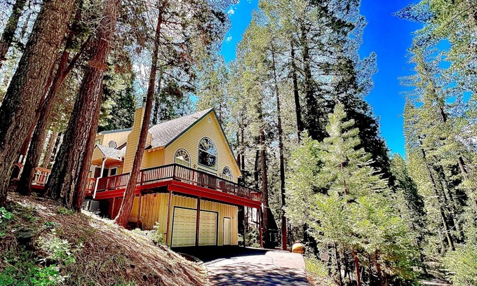 Long Barn Casa | Our Whittle Cabin near Pinecrest w/WiFi